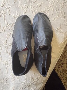 Dance Class Black Slip-On jazz shoes for Women